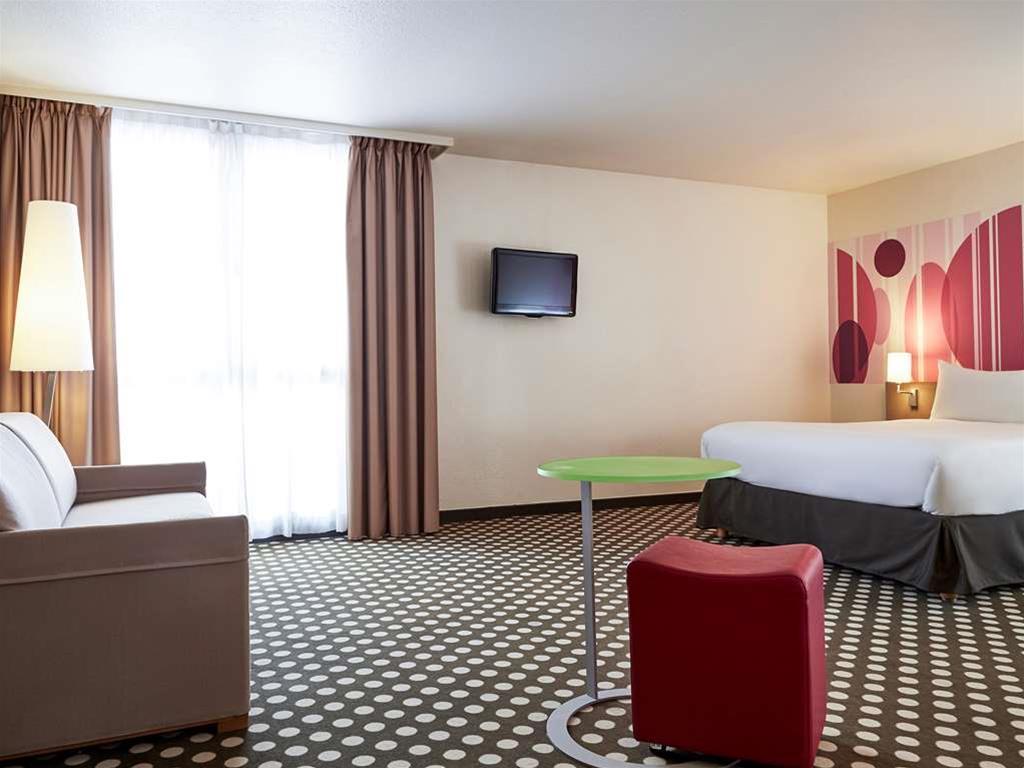 Ibis Styles Toulon Centre Port Hotel Ngoại thất bức ảnh